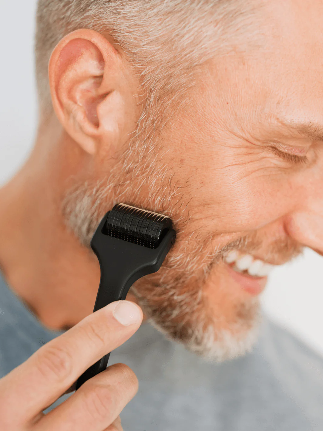 Activating Beard Roller - Image 2