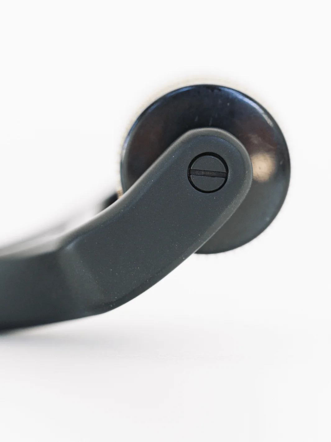 Activating Beard Roller - Image 7